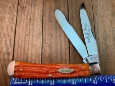 Robeson Pocketeze by Queen Trapper Autumn Gold Carved Stag Bone