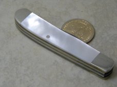 Bear MGC USA Pearl 5 Dot Pearl Damascus Trapper Knifew/Gun Blued Blades