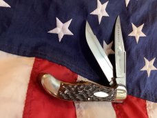 Bulldog Brand 2nd Generation 2 Blade Hunter w/ Mountain Hunter Blade Etch w/ Brown Bone Handles -NOS