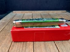 Robeson Mastercraft by Queen Fiddleback Whittler Hunter Green Bone 1 of 200 