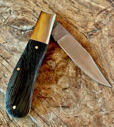 Michael May, Sheffield Clayton Barlow with Bog Oak Scales and Clip Point Blade