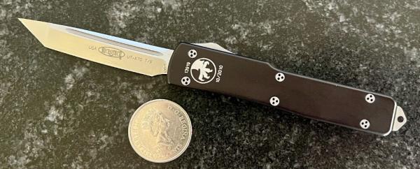 Microtech UTX-70 OTF Knife, Older Flat Body Dated 10/2010, Tanto Blade, Unused Microtech UTX-70 OTF Knife, Older Flat Body Dated 10/2010, Tanto Blade, Unused