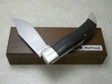 Case XX USA 10 Dot (1980) Wood P172 Buffalo Clasp Knife in Box