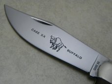 Case XX USA 10 Dot (1980) Wood P172 Buffalo Clasp Knife in Box