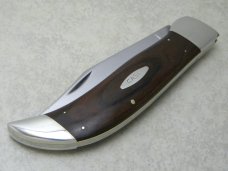 Case XX USA 10 Dot (1980) Wood P172 Buffalo Clasp Knife in Box