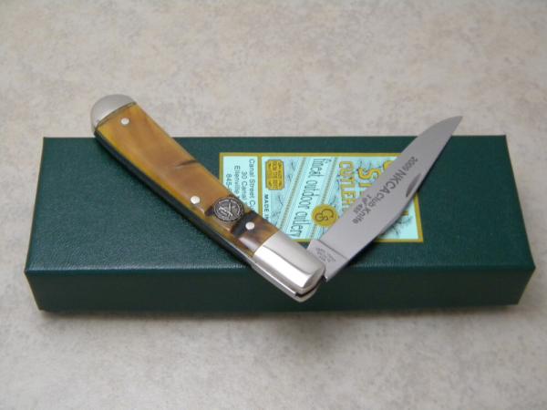 Canal Street Cutlery Co. USA Ram's Horn 2009 NKCA ClubTrapper Knife NIB Canal Street Cutlery Co. USA Ram's Horn 2009 NKCA ClubTrapper Knife NIB