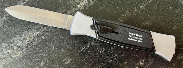 Black Finger 777 Automatic Out The Front (OTF) Switchblade Knife, Italy, Unused 