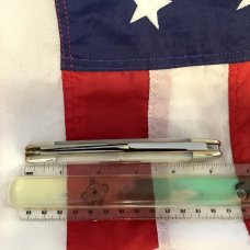 1999 Bulldog Celebrated Dirk Whittler w/ Fiery Mother of Pearl Handles -NM