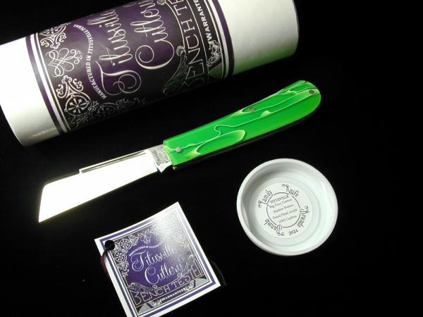 Titusville Cutlery 2024 Portal Fluid Acrylic Big Easy Cotton Knife Rare 1 of 60 COA USA Made Titusville Cutlery 2024 Portal Fluid Acrylic Big Easy Cotton Knife Rare 1 of 60 COA USA Made