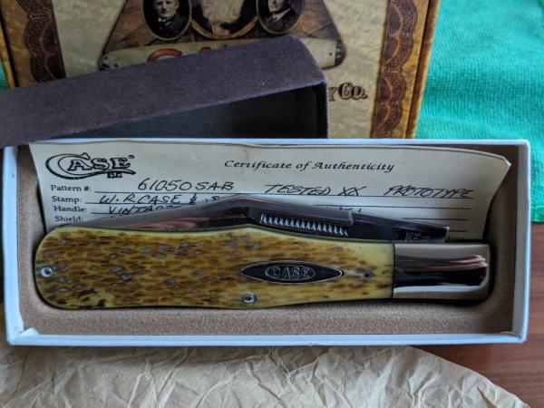 RARE - 1991 Case Classic Prototype 1 of 1 - 61050SAB Green Bone.  Bare end with oval shield.  w/COA
