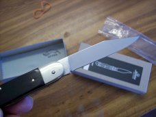 Hubertus Knife Solingen, Germany Size 10 Medium Clip-Point Black Ebonywood NIB