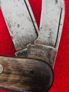 3 VINTAGE Beauties with Chipped Scales - New York Knife Co - Queen Cutlery - United Austria 