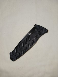 BOKER PLUS STRIKE 