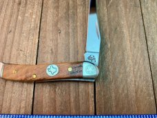 Case Small Texas Toothpick Teak Wood Scrolled Bolsters SFO Serial @12
