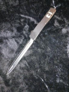 VENUM  OTF. KNIFE