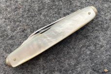 Case 8364S Pearl Pen Knife 8 Dot 1972