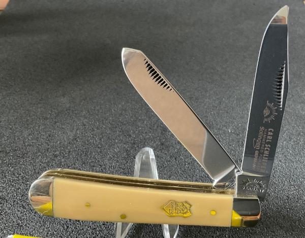 GERMAN EYE BRAND TRAPPER- YELLOW SYNTHETIC HANDLES.