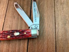 Case Brothers Tiny Trapper Red Jigged Bone 2005