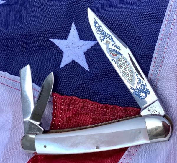 Vintage 1996 Bulldog Brand (Standing bulldog) 4" Whittler w/ Fiery Mother of Pearl Handles +Peacock Vintage 1996 Bulldog Brand (Standing bulldog) 4" Whittler w/ Fiery Mother of Pearl Handles +Peacock