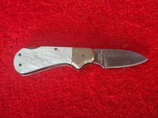 Edge Mark Squirrel Hunter - Mother of Pearl Lockback - Small 11-120 MOP 8A Stainless Steel - Japan