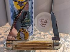 GEC 68 White Owl - Cowhide Jigged Bone. 
