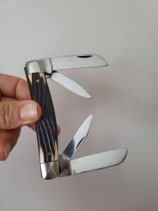  Queen Steel #32 USA Congress Knife, Imitation Winterbottom Bone, Q76
