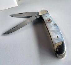 Vintage Robert Klaas Kissing Crane KC57 Copperhead Beautiful Faux Pearl Handles Never Carried
