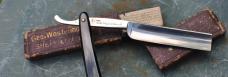 Geo. Wostenholm & Son Pipe Razor Black Mint Sheffiend England Post 1890 Box Intact 
