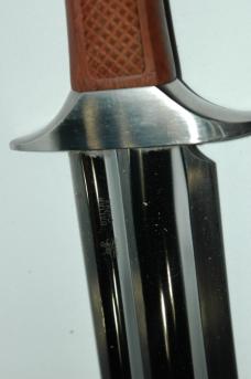 Very Large Dalian Bowie with Sheath