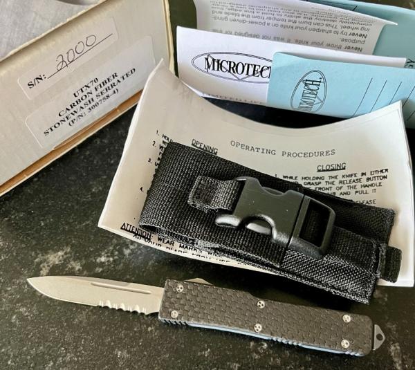 Microtech UTX-70 OTF Knife, Carbon Fiber Handle From 2004, Original Large Box, Sheath, Papers