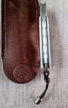Vincenzo Balistreri Native Lever Taillock.. Mother of Pearl..fluted ..4" closed..AEB-L..coa..slip