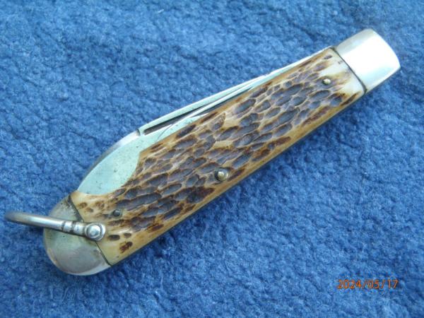2 Blade Bone Easy Opener Unmarked Military (Looks like Camillus) 2 Blade Bone Easy Opener Unmarked Military (Looks like Camillus)