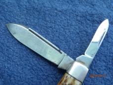 2 Blade Bone Easy Opener Unmarked Military (Looks like Camillus)