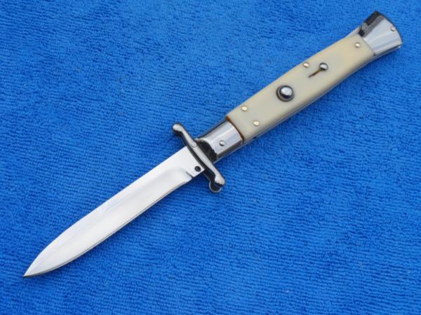 New 9" Italian style Swinguard Knife imi-Ivory handles Bayonet blade New 9" Italian style Swinguard Knife imi-Ivory handles Bayonet blade