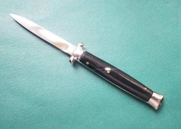 Vintage Italian Gravity knife 