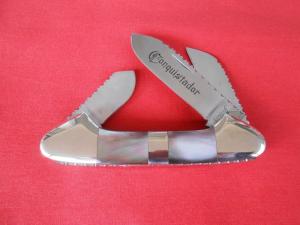 Conquestador Pearl Handle Canoe 3 Blade ( Black Lip Pearl ) $80.00