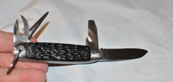 PALCutlery Co. USA WWII Era Steel Liners Multi Blade Jigged Rough Black 3 3/4" Closed Bail PALCutlery Co. USA WWII Era Steel Liners Multi Blade Jigged Rough Black 3 3/4" Closed Bail