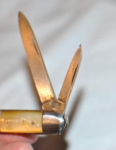 100 Plus Year Old German 2 Blade Pearl Handles Steel Edge Cutlery Co. Tight Gator Snap Both Blades