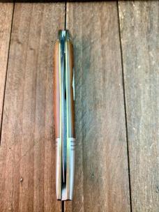 Winchester Medium Toothpick Burnt Orange Winchester Jigged Bone 1998