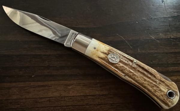 Moore Maker 2011 6106LB Large Stag Lockback