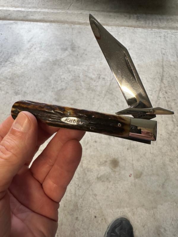 Kabar Vintage 1173 Stag Swing Guard Lock Back Knife. Very Nice!