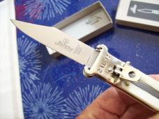 Hubertus Knife Shellpuller Patronenzieher Large Size 11 Clip-Point White Bone UNUSED NIB.