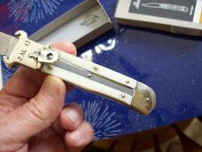 Hubertus Knife Shellpuller Patronenzieher Large Size 11 Clip-Point White Bone UNUSED NIB.