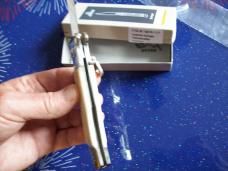 Hubertus Knife Shellpuller Patronenzieher Large Size 11 Clip-Point White Bone UNUSED NIB.
