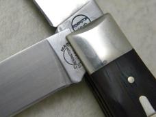 Remington UMC USA 1989 Cocobolo Wood R1128 Bullet Trapper Knife in Box