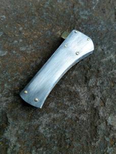 Custom Mini Gravity With Shaved Stag