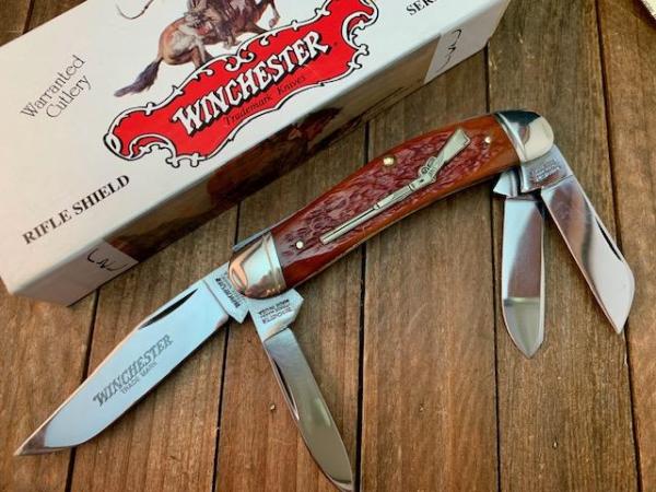 Winchester 4 Blade Sowbelly Stockman Rifle Shield Series Burnt Orange Winchester Jigged Bone 1998 Winchester 4 Blade Sowbelly Stockman Rifle Shield Series Burnt Orange Winchester Jigged Bone 1998