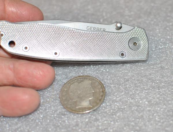 Gerber USA Early 4660717A Used Folder Bright Waffled Alu Handle 1/2 Serrated Carried Little Use