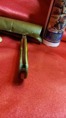 Great Eastern Cutlery 721123LB Green Jigged Bone Lock Back, NEW in the Tube with Button. 