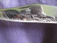 QUEEN 1 Blade Lock Back Push Button Folding Hunter